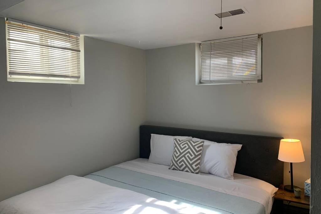 3 King Beds + Bunk Beds On Broadway Villa ลิตเติลตัน ภายนอก รูปภาพ